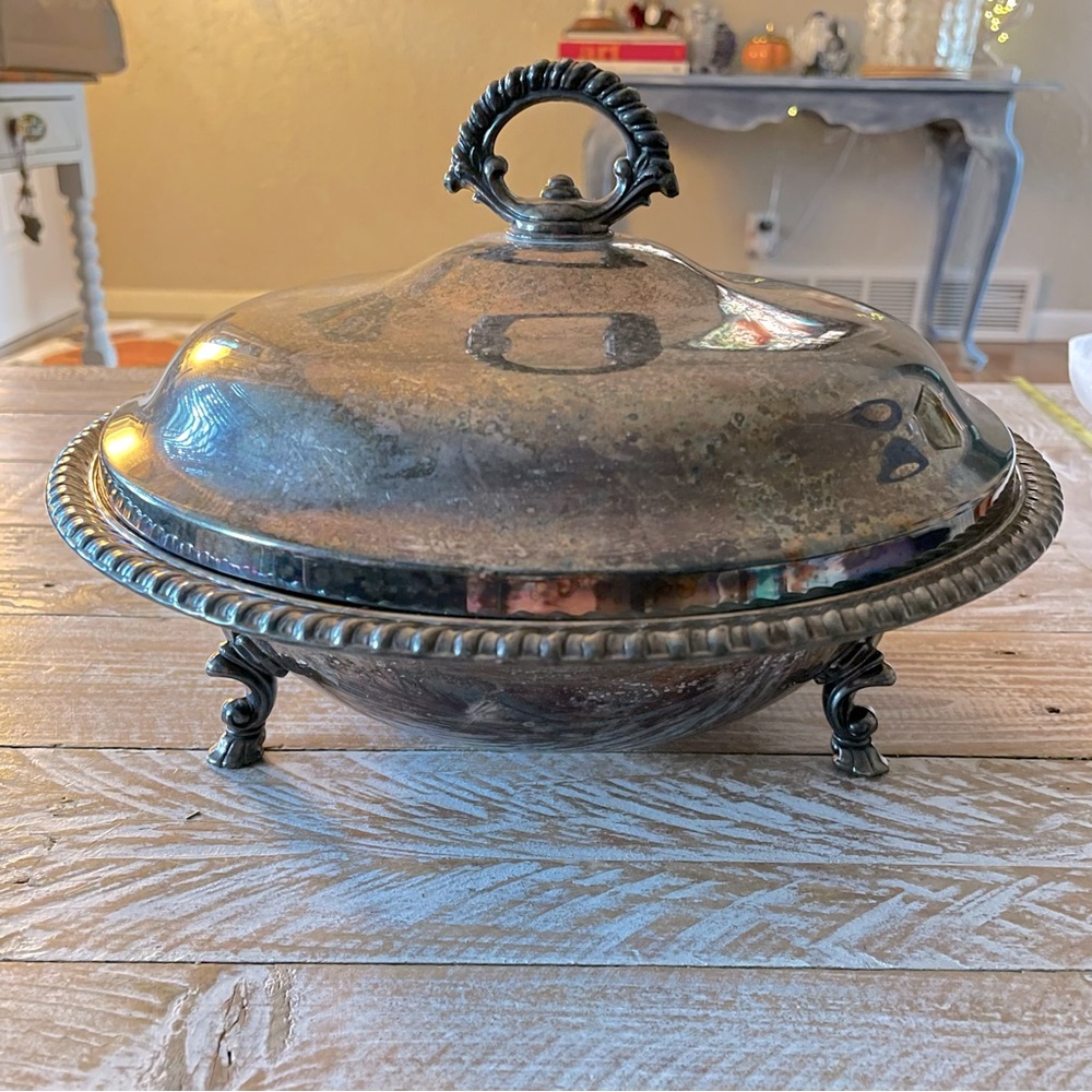 🩶Vintage Silver Footed Covered Serving Bowl🩶